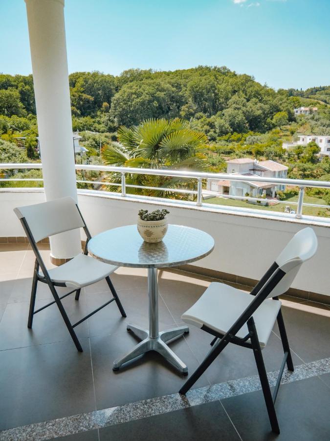 Apartments Gjenashaj อุลซิน ภายนอก รูปภาพ