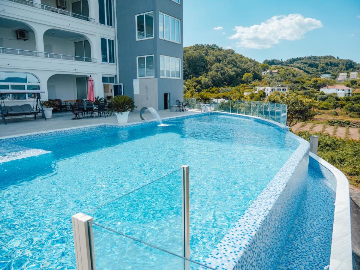 Apartments Gjenashaj อุลซิน ภายนอก รูปภาพ